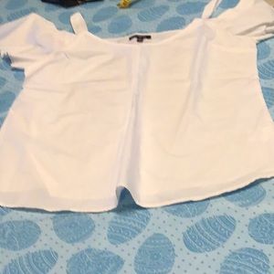 Blouse. Open shoulder Never Worn